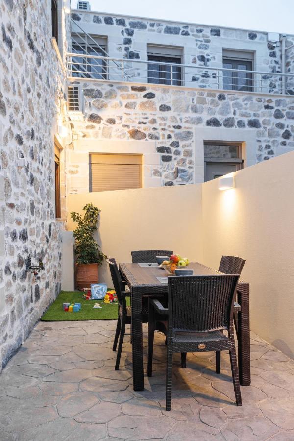 Piedra Residence Pigi  ภายนอก รูปภาพ